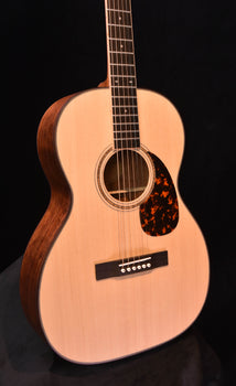 larrivee 000-40 12 fret koa small body special acoustic guitar