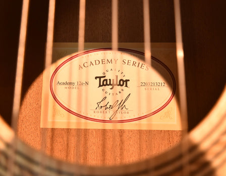 taylor academy 12e-n acoustic electric nylon string crossover guitar