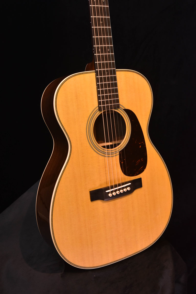 Martin 00-28 Standard Acoustic Guitar