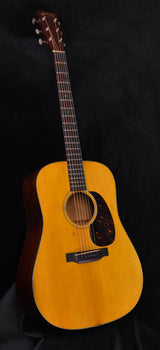 martin d-18 authentic 1939 aged dreadnought acoustic guitar