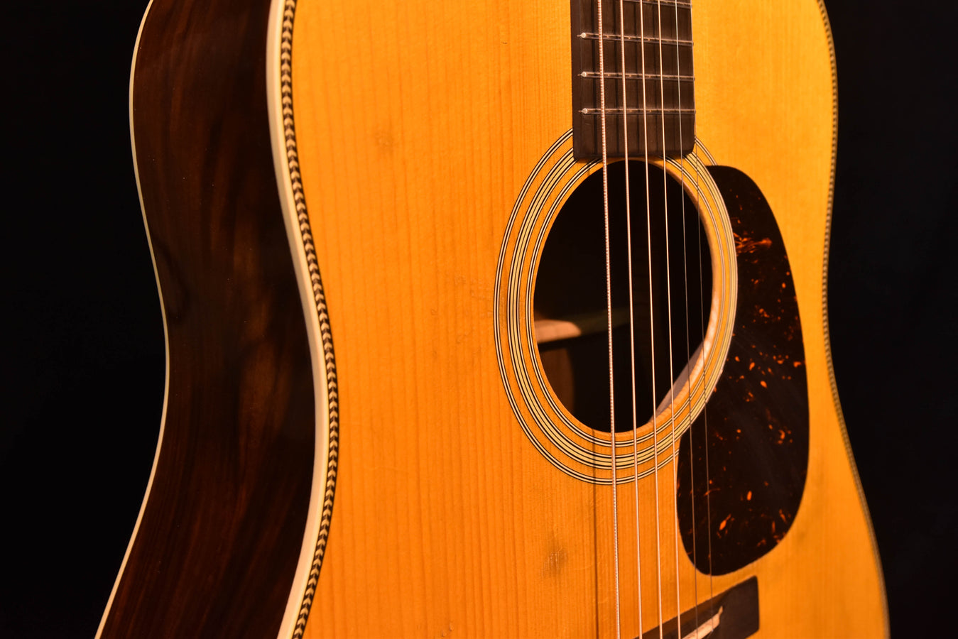 Martin D-28 Authentic 1937 VTS "Aged" Finish