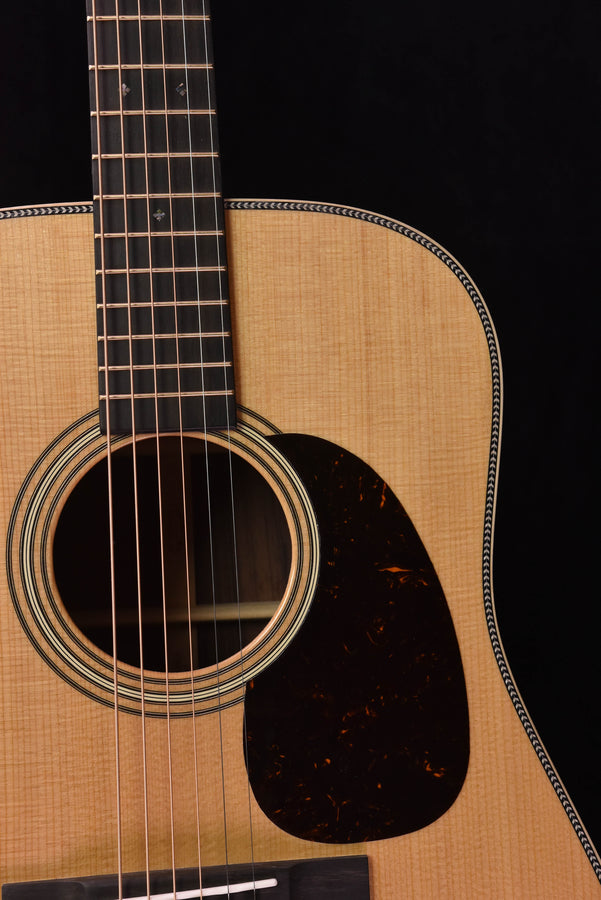 Martin D-28 Modern Deluxe Acoustic Guitar