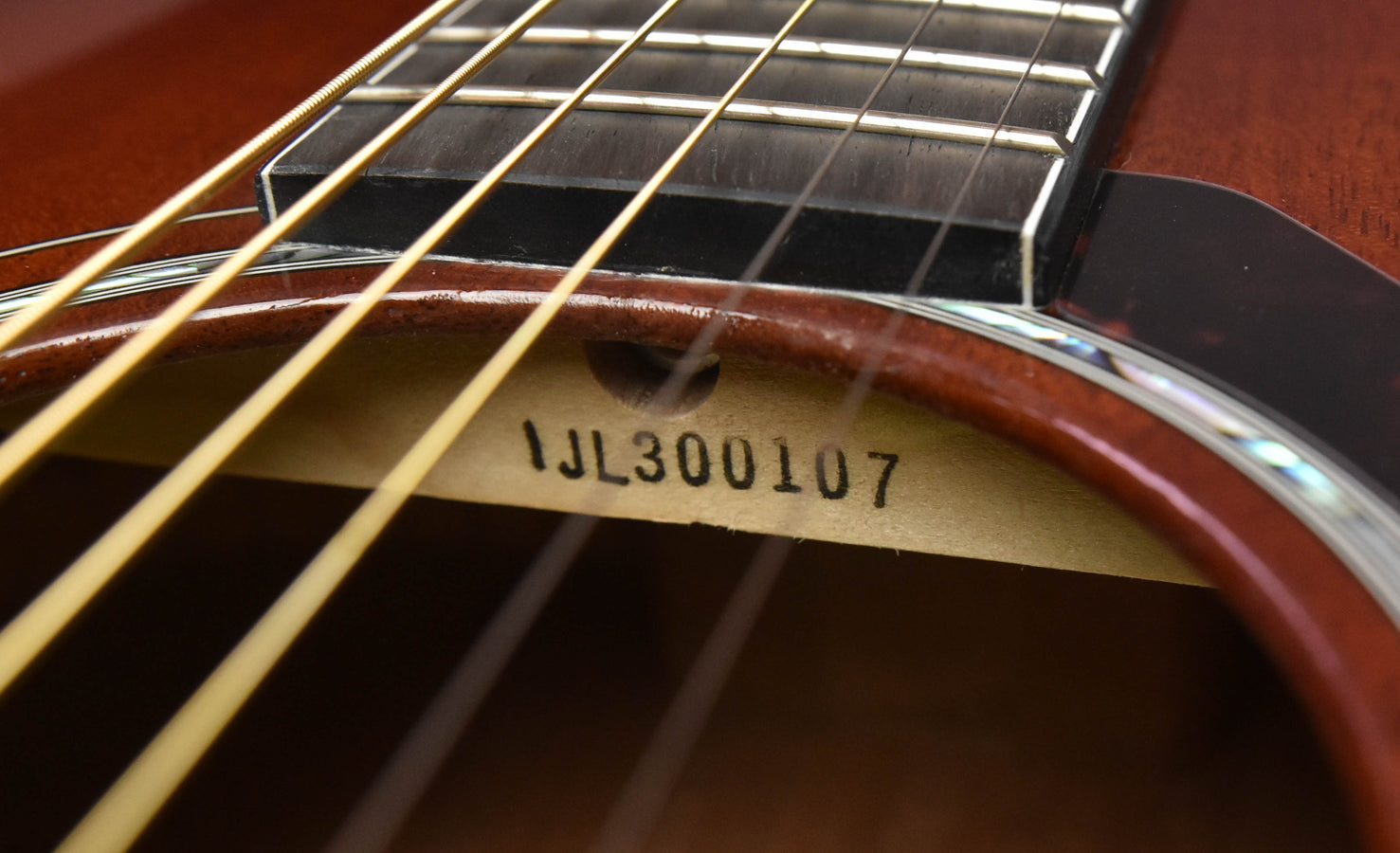 Yamaha FS850 All Mahogany Acoustic Guitar