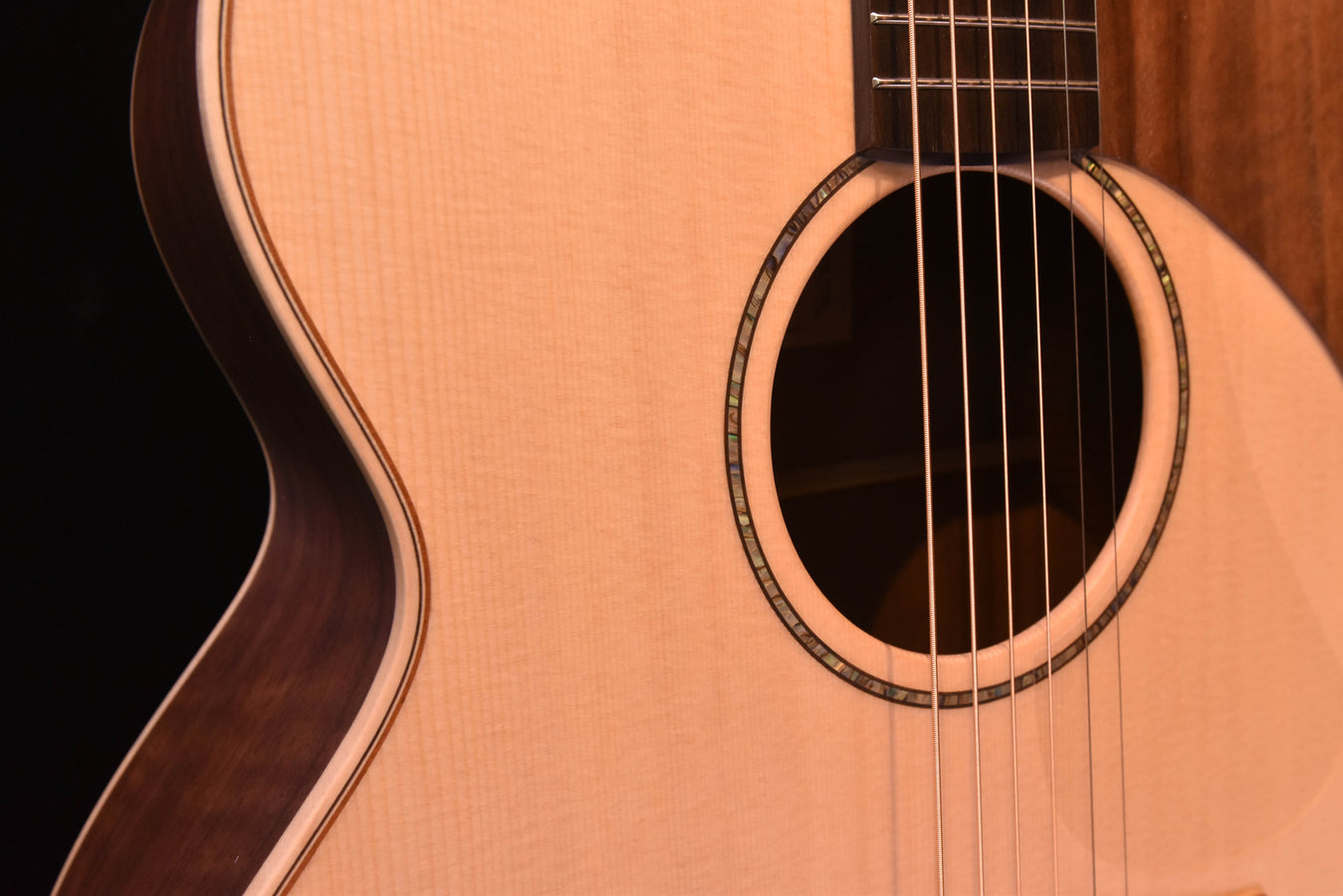 Lowden Thomas Leeb Signature AAAA Bastogne Walnut/ Sitka Spruce