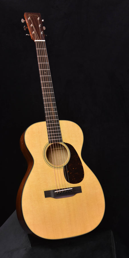 Martin 0-18 Acoustic Guitar