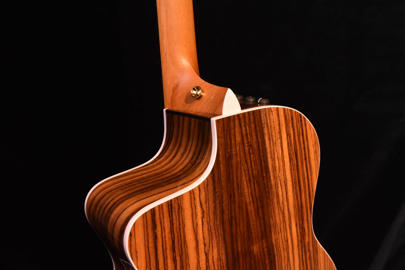 Taylor 214CE-SB DLX  Tobacco Sunburst Acoustic Guitar