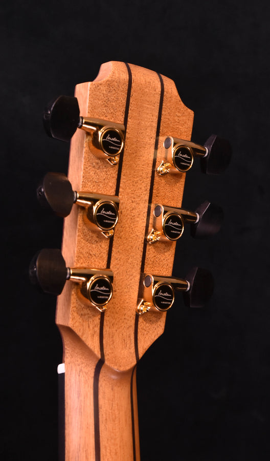 Lowden Thomas Leeb Signature AAAA Bastogne Walnut/ Sitka Spruce