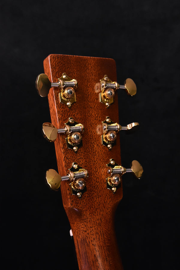 Martin 000-18 Modern Deluxe Acoustic Guitar