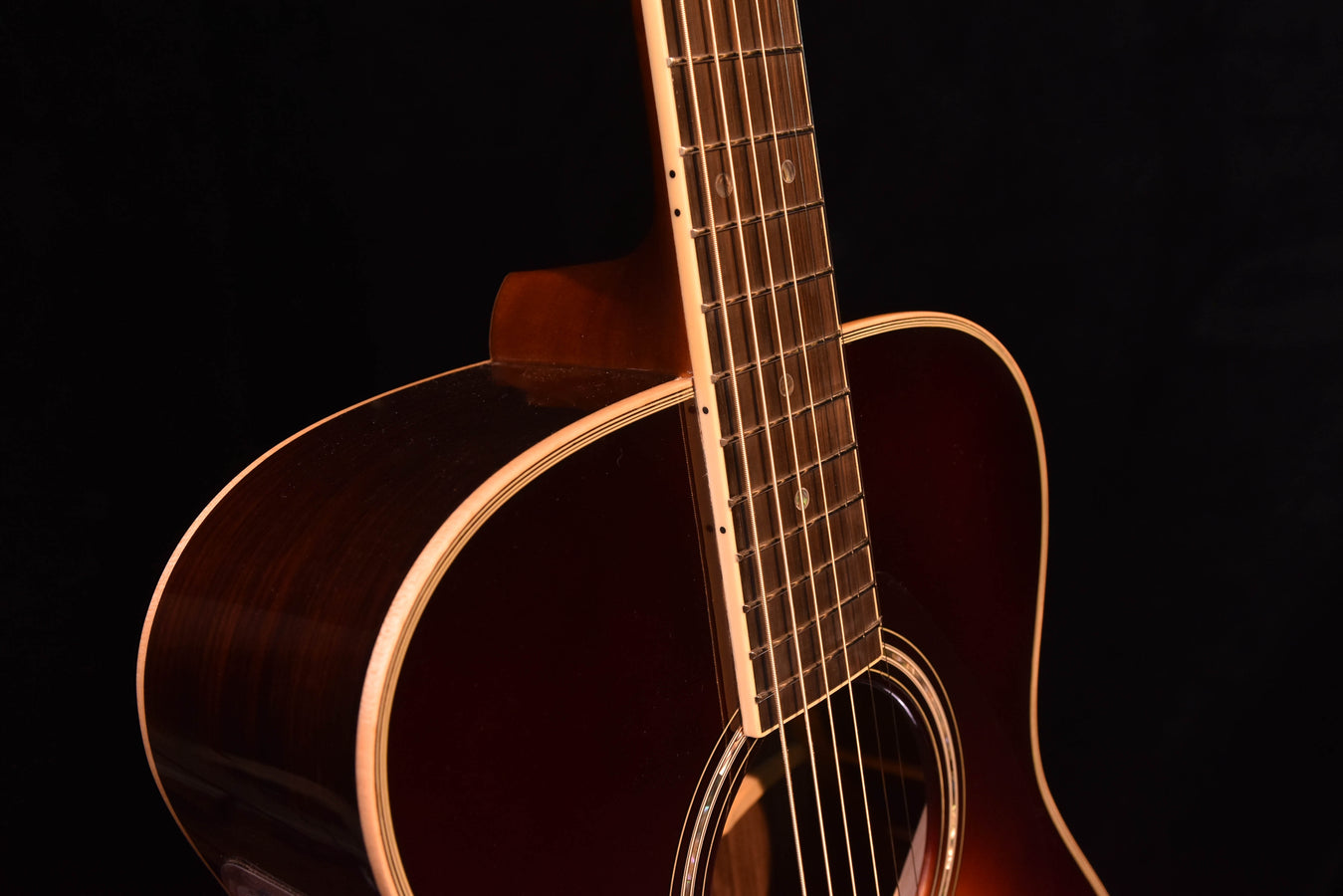 Yamaha LS-TA BS Transacoustic Guitar Brown Sunburst