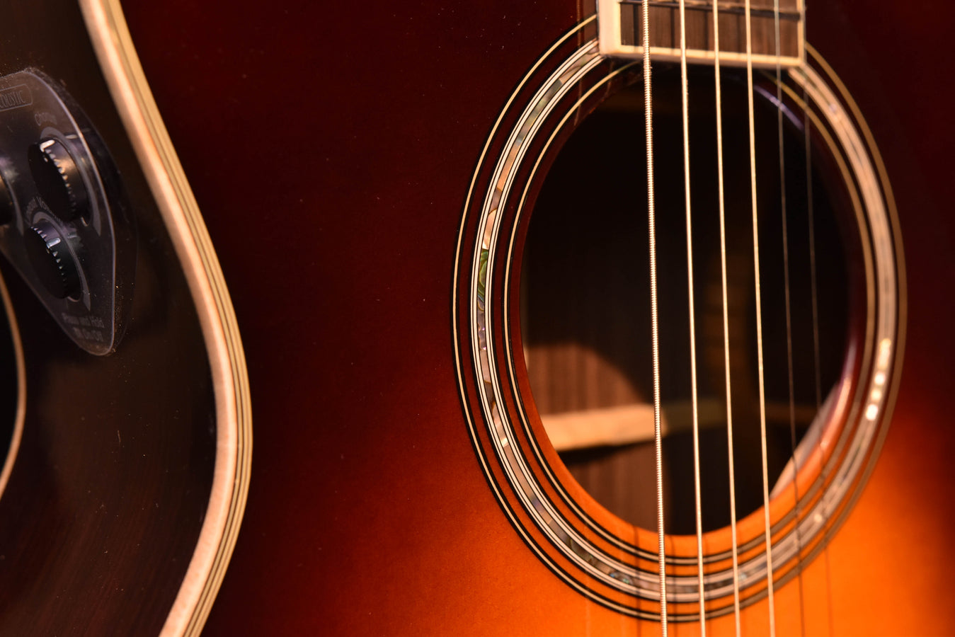 Yamaha LS-TA BS Transacoustic Guitar Brown Sunburst