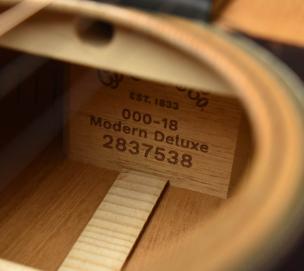 Martin 000-18 Modern Deluxe Acoustic Guitar