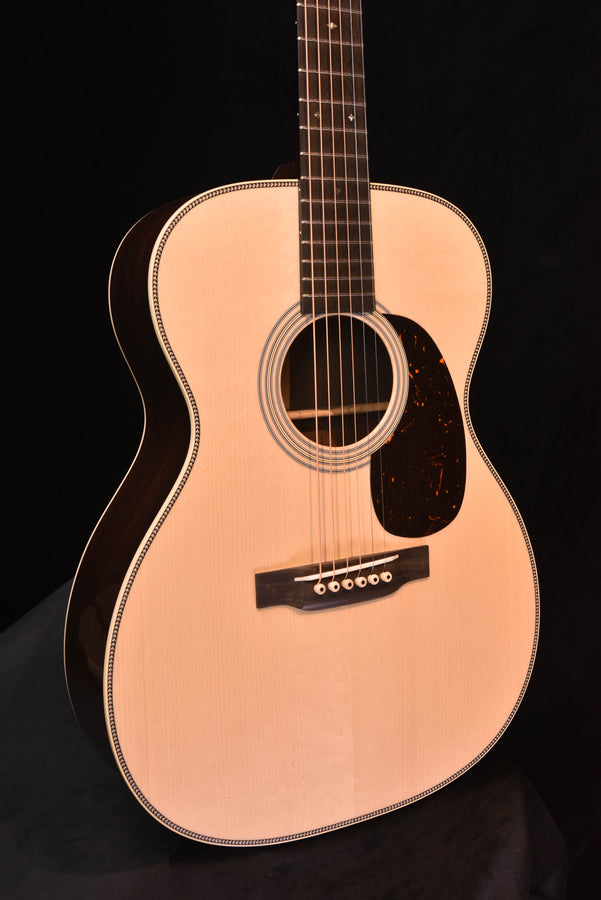 Martin 000-28 Authentic 1937 Custom Shop Expert Model Acoustic Guitar (CE-05)