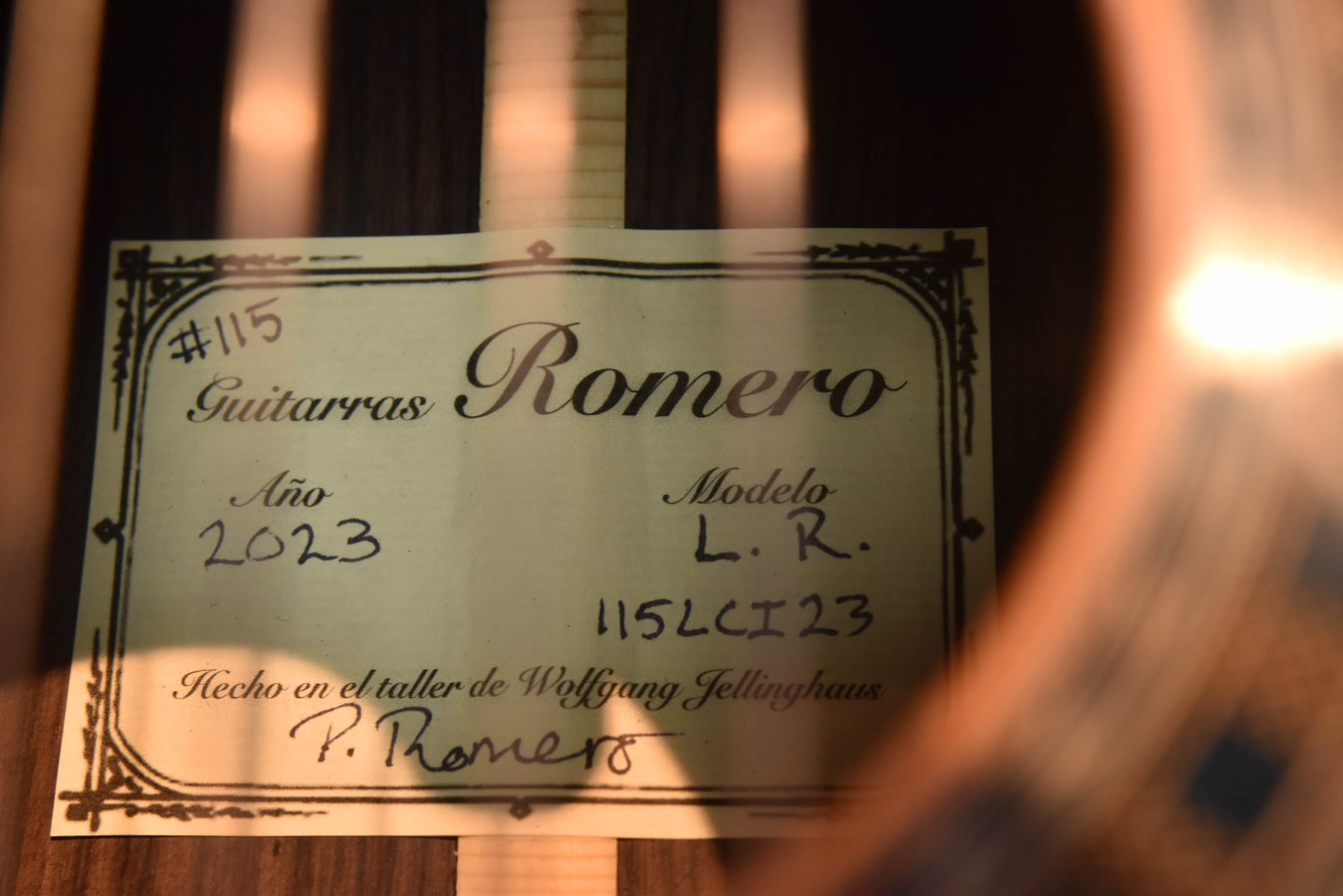 Guitarras Romero Lattice Raised  Classical Guitar cedar Top