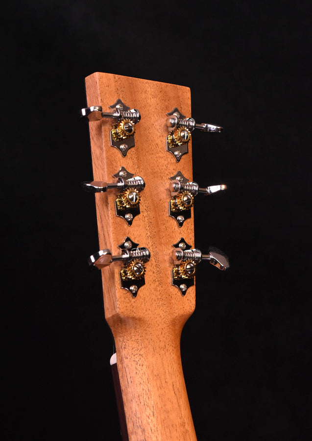 Larrivee D-40R 12 Fret Dreadnought Special Acoustic Guitar