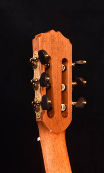 guitarras romero lattice raised  classical guitar cedar top