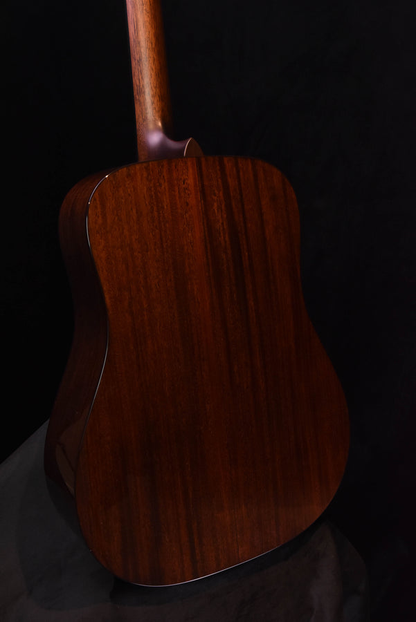 Bourgeois Heirloom Series Country Boy D Acoustic Guitar