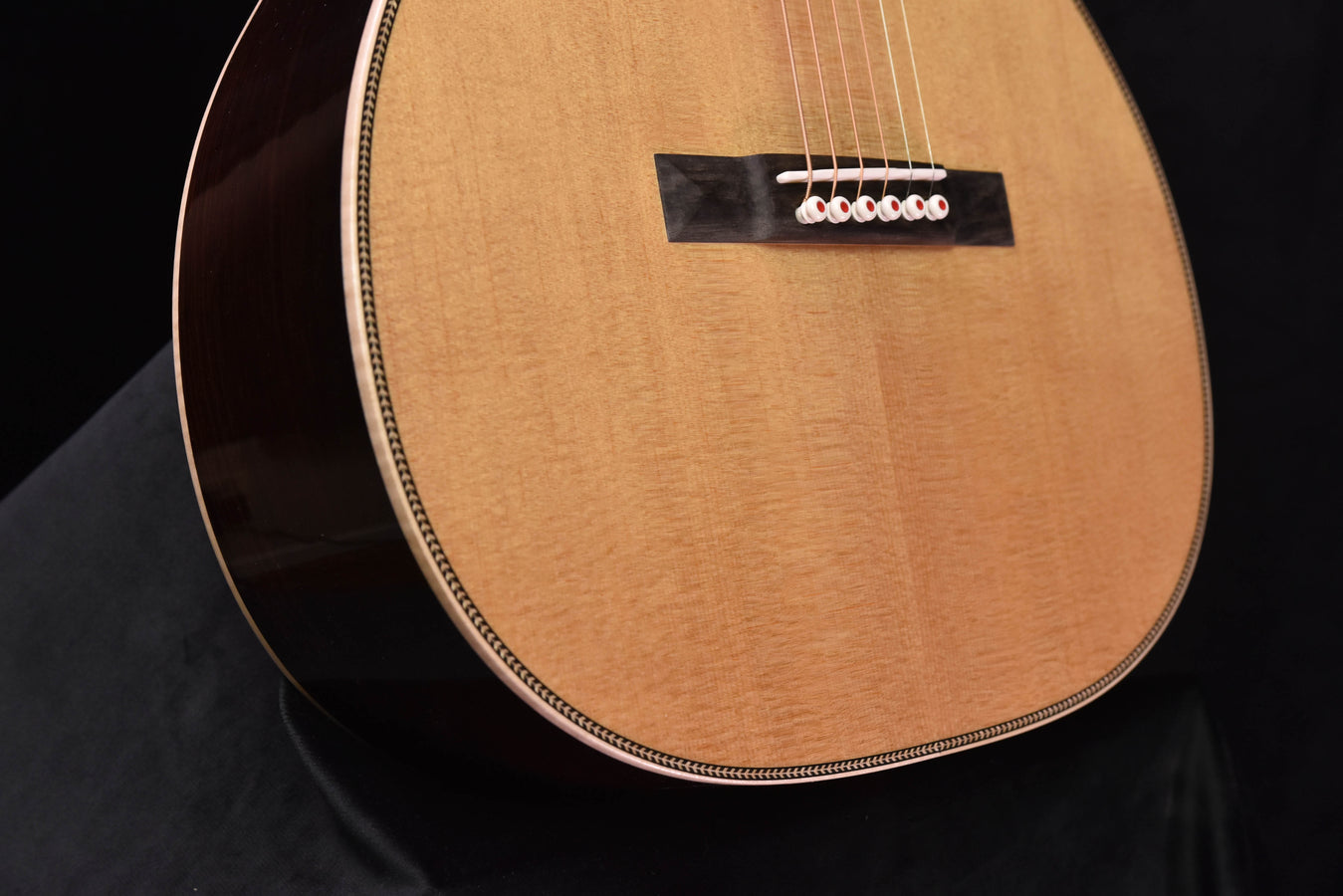 Martin 00-12-28 Modern Deluxe Acoustic Guitar