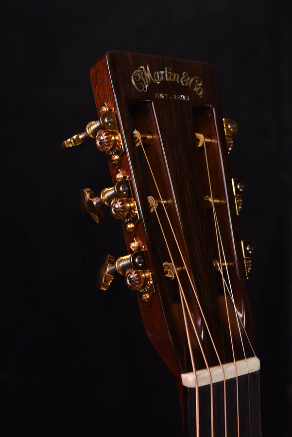 Martin 00-12-28 Modern Deluxe Acoustic Guitar