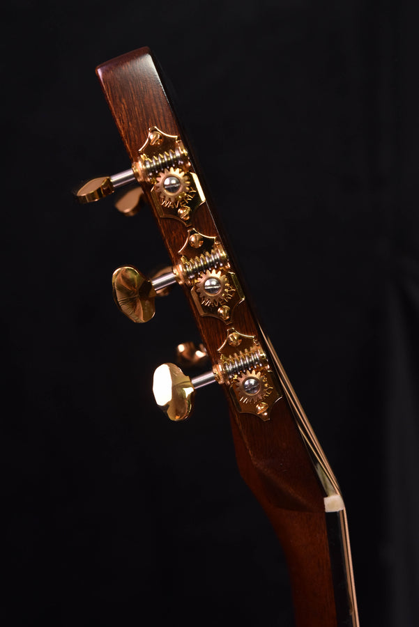 Martin 00-12-28 Modern Deluxe Acoustic Guitar