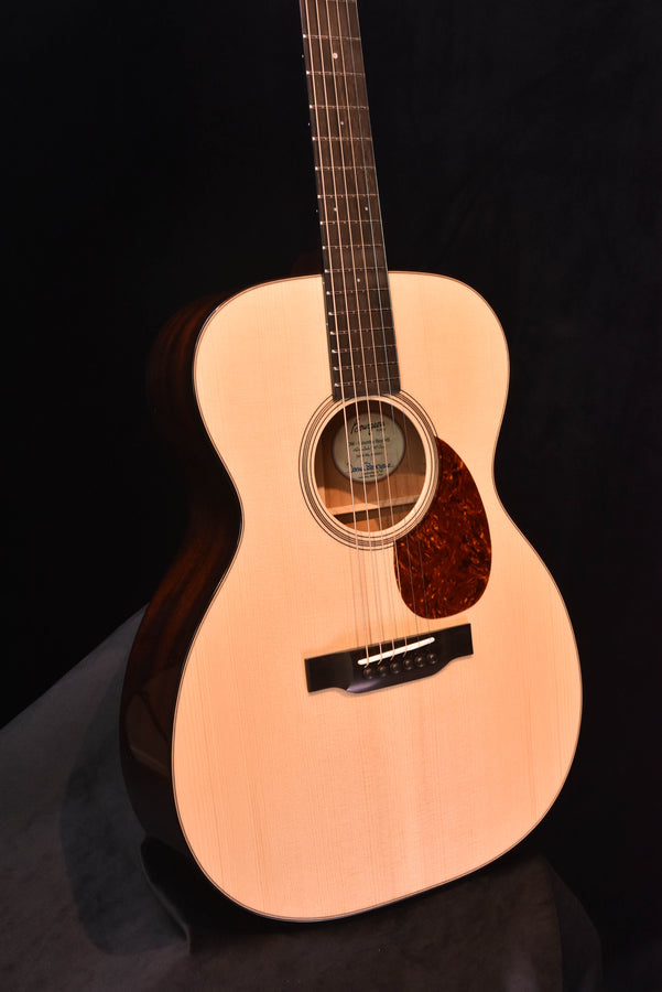 Bourgeois Heirloom Series Country Boy OM Acoustic Guitar