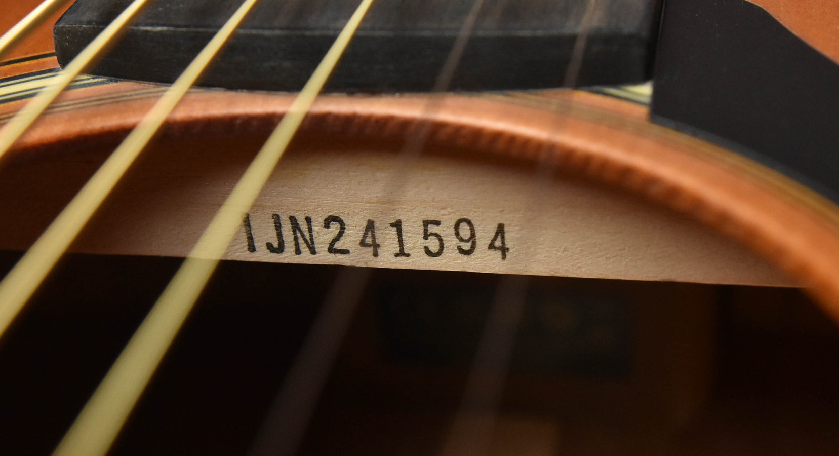 Yamaha FSX3 "Red Label" Acoustic/Electric Guitar