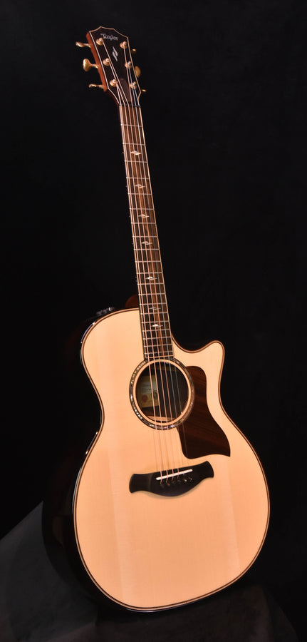 Taylor 814CE acoustic-electric guitar, light wood body and dark pickguard