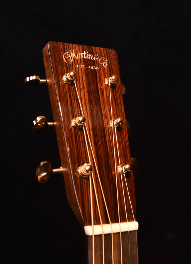 Martin OM-28E Modern Deluxe Acoustic Guitar