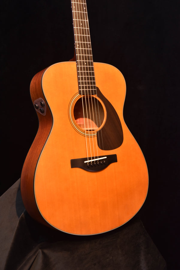Yamaha FSX5 Acoustic/Electric Guitar