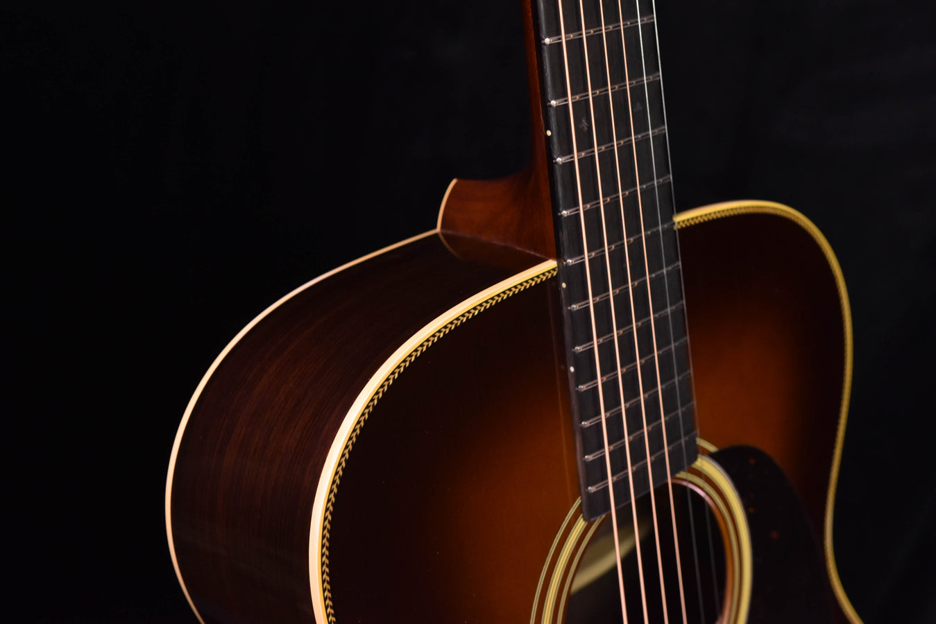 Martin Custom Shop Expert 000-28 Authentic 1937 Acoustic Guitar- Ambertone finish with Stage 1 Aging(CE-08)