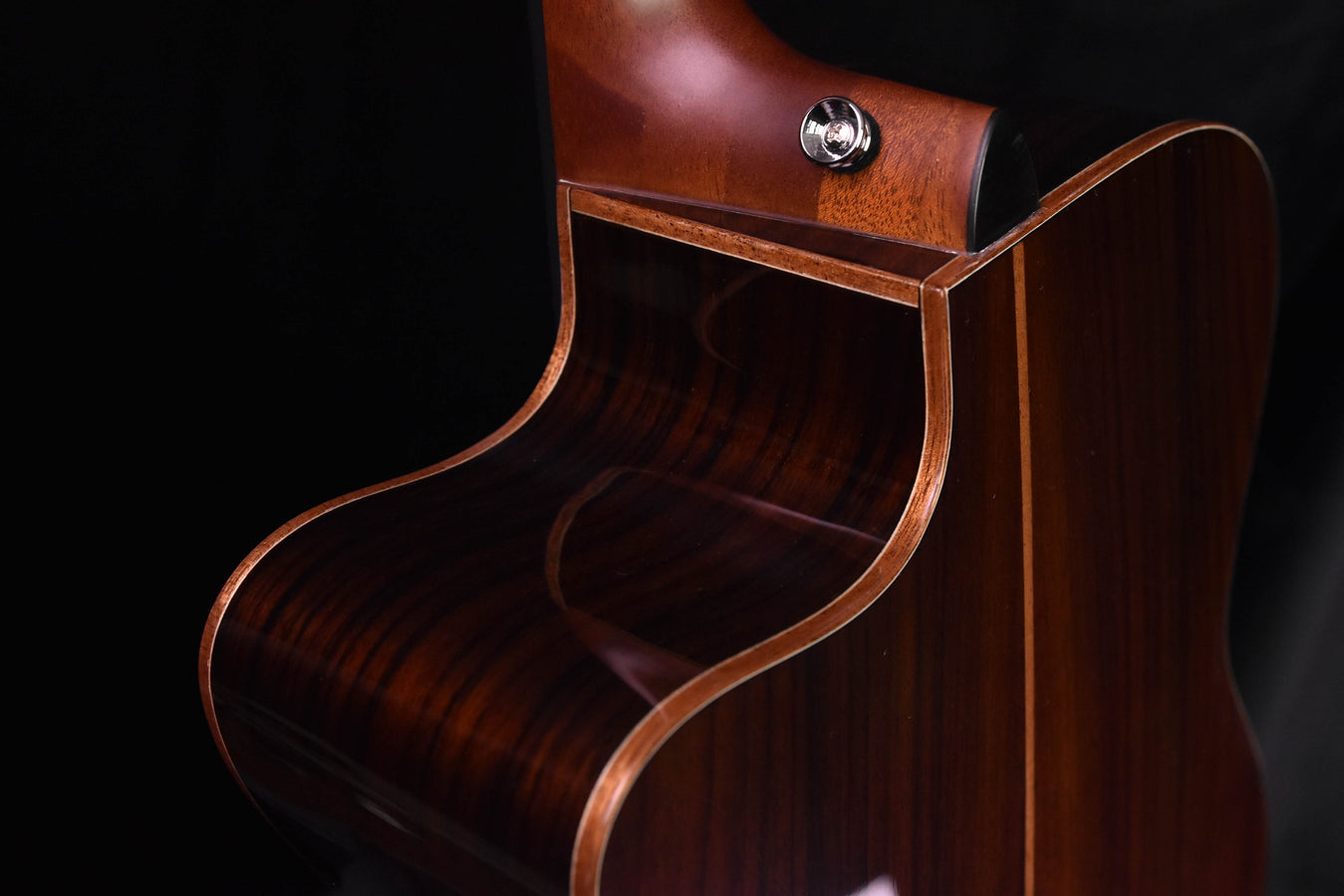 Yamaha AC3R TBS (Tobacco Brown Sunburst) Acoustic Guitar