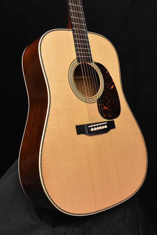 Martin Custom Shop "Super D" Acoustic Guitar-VTS Sitka/Guatemalan RW (CE-09)
