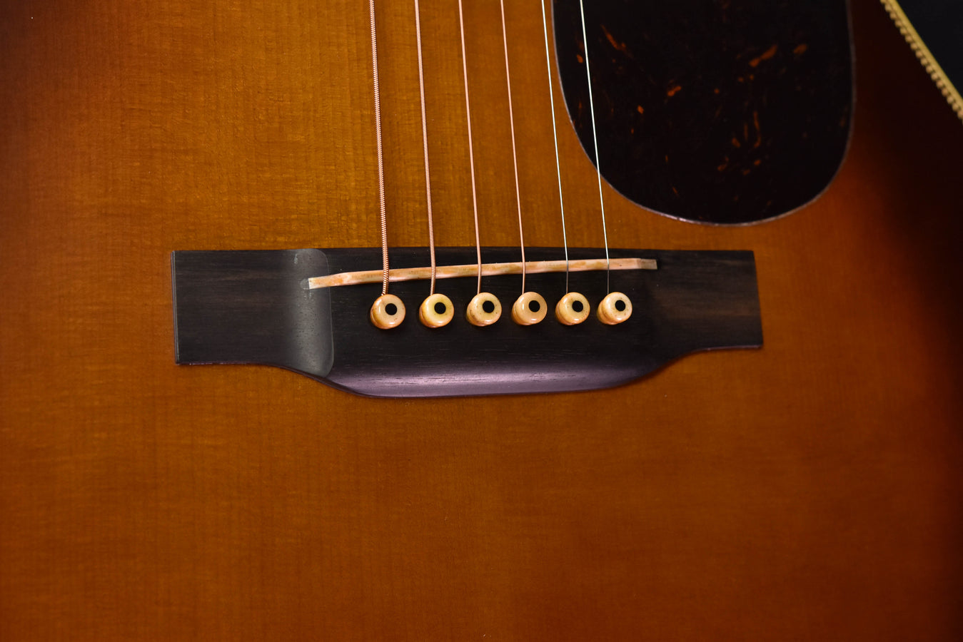 Martin Custom Shop Expert 000-28 Authentic 1937 Acoustic Guitar- Ambertone finish with Stage 1 Aging(CE-08)