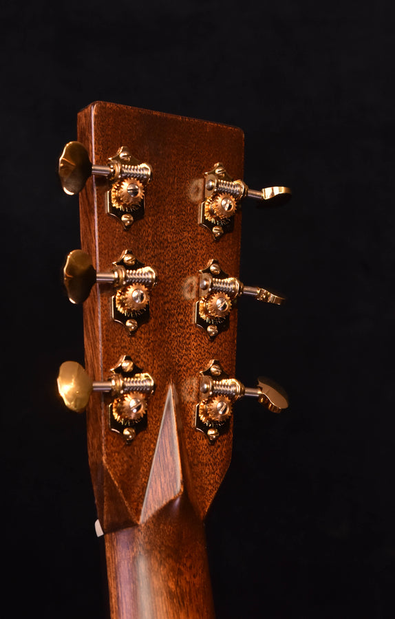 Martin OM-28E Modern Deluxe Acoustic Guitar