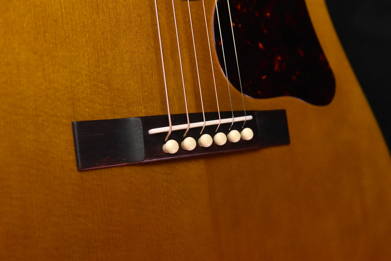 Iris DF Natural Relic Finish Acoustic Guitar