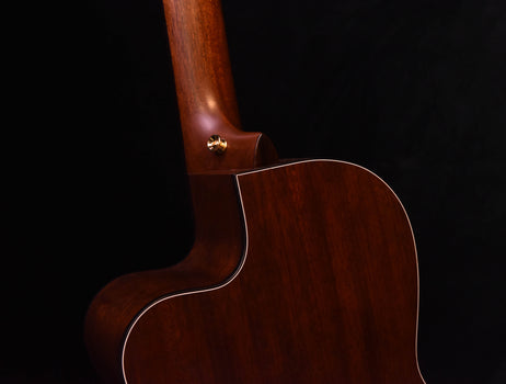 martin 000c12-16e nylon acoustic electric crossover guitar