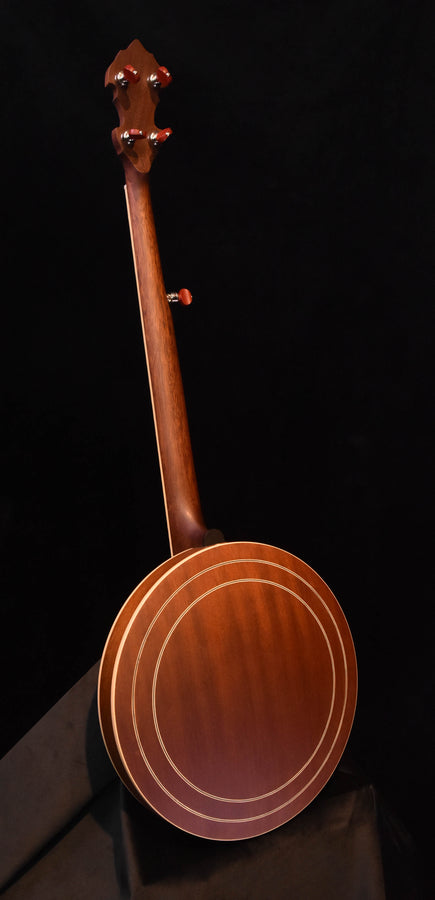 Bluegrass heart signature banjo with wooden round resonator and circular inlay rings