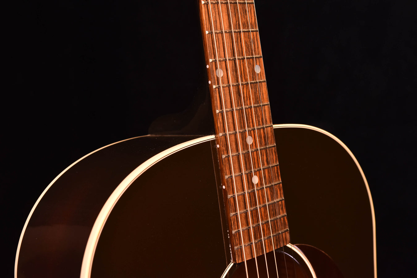 Gibson J-45 Standard Vintage Sunburst Acoustic Guitar