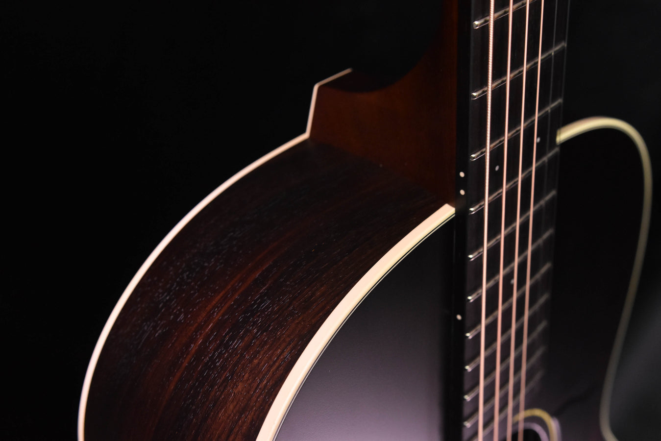 Iris RCM-000 Slotted Headstock Sunburst Acoustic Guitar Iris RCM-000 Slotted Headstock Sunburst Acoustic Guitar