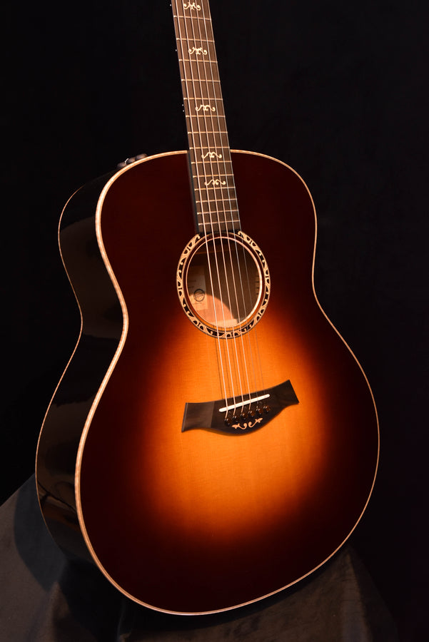 Taylor Custom Shop Grand Orchestra Jumbo Sitka Spruce/Mahogany