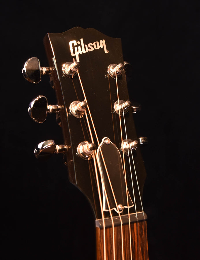Gibson J-45 Standard Vintage Sunburst Acoustic Guitar