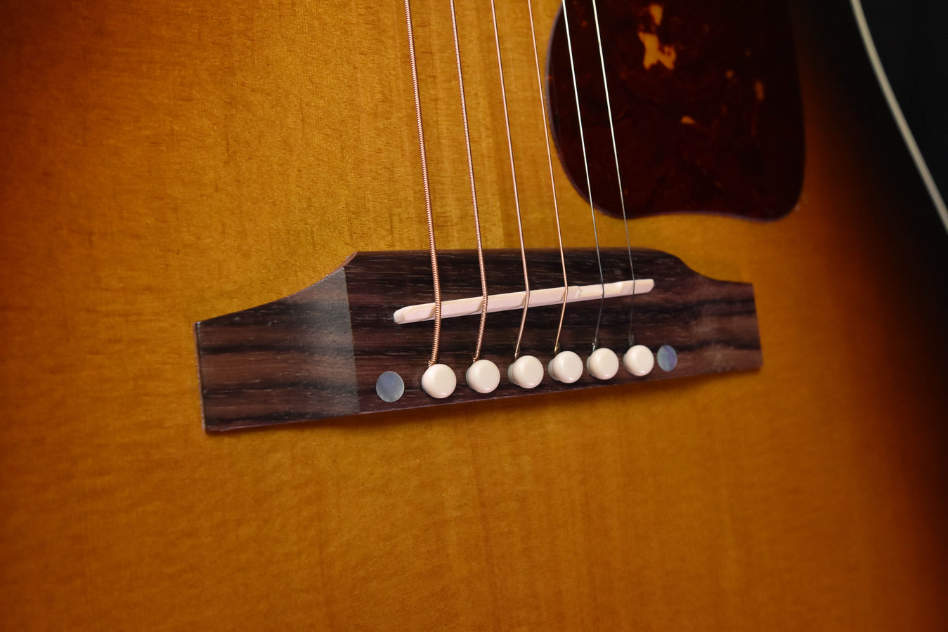 Gibson J-45 Standard Vintage Sunburst Acoustic Guitar