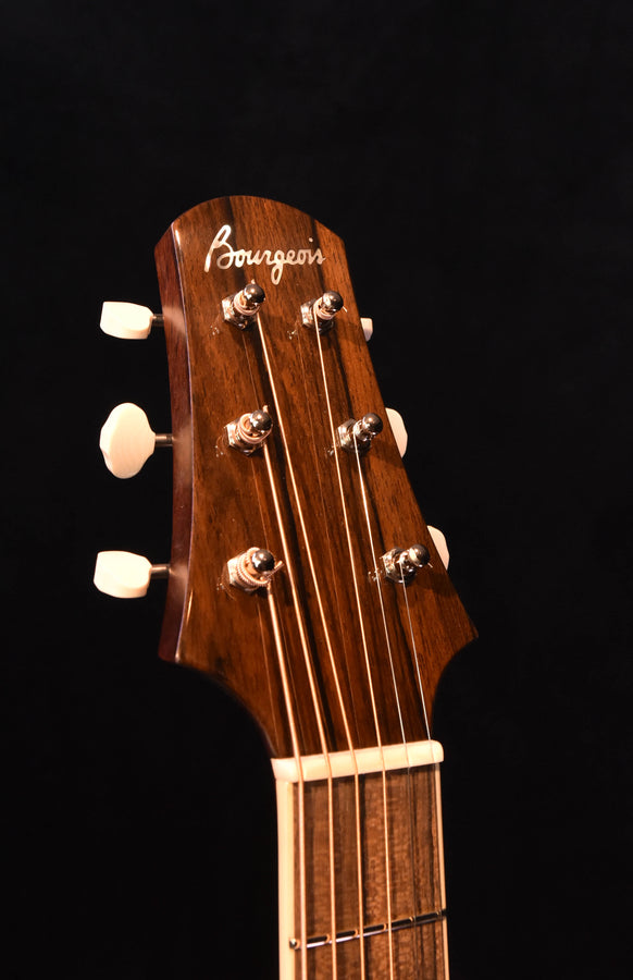 Bourgeois Banjo Killer Sloped Shoulder  Dreadnought Guitar