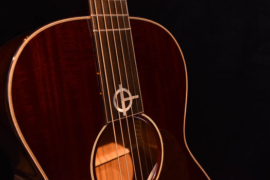 santa cruz otis taylor chicago model acoustic guitar all mahogany