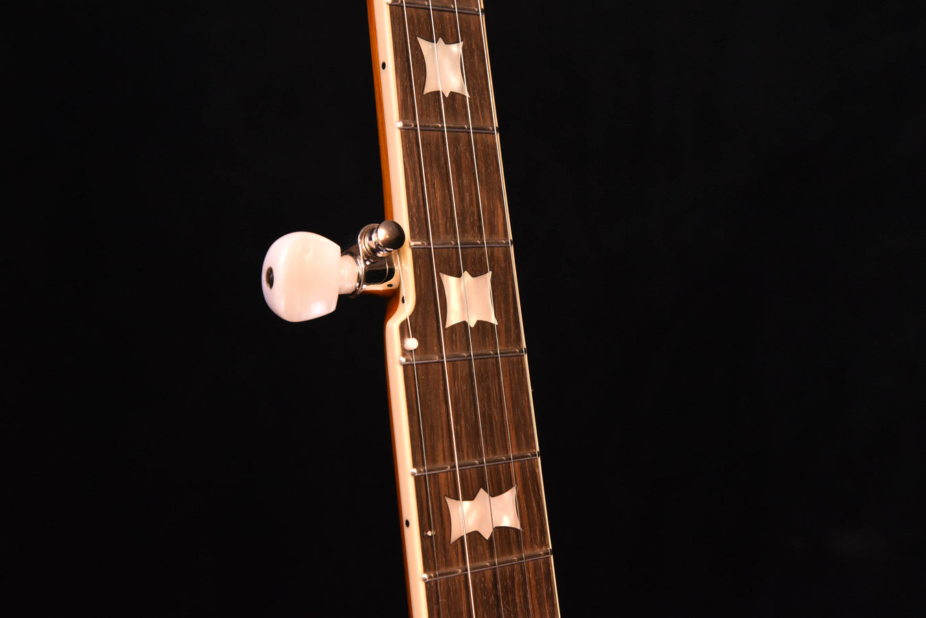 Gold Tone OB-2 Mastertone "Bowtie" Five String Banjo