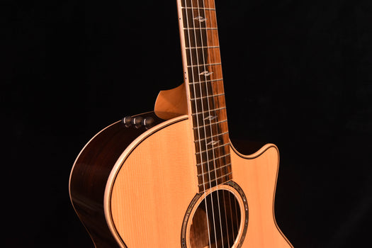 taylor 814ce-n nylon string crossover guitar