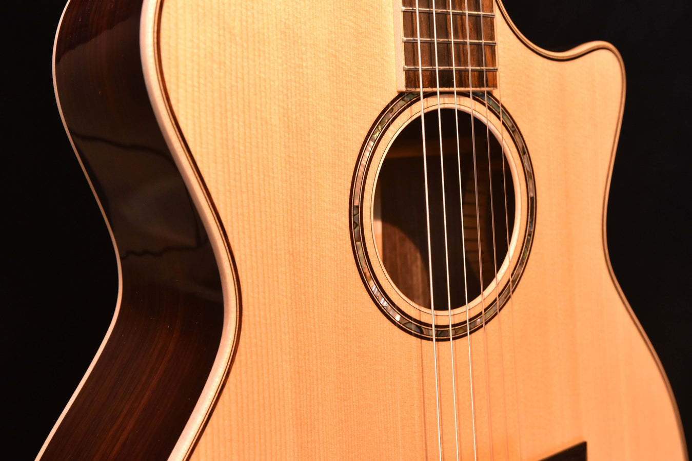 Taylor 814CE-N Nylon String Crossover Guitar