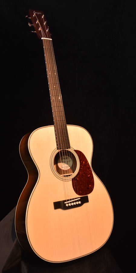 Bourgeois 000 14 Fret Vintage Adirondack Spruce and Brazilian Rosewood- Short Scale Acoustic Guitar