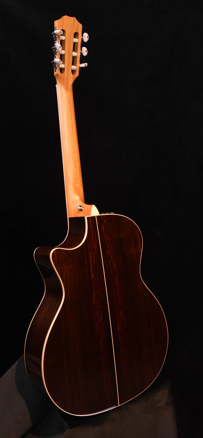 Taylor 814CE-N Nylon String Crossover Guitar