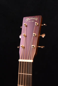 martin d-18 streetlegend acoustic dreadnought guitar