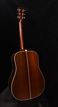 martin d-28 "authentic" custom shop expert " 1937 dreadnought guitar with stage 1 aging ce-03